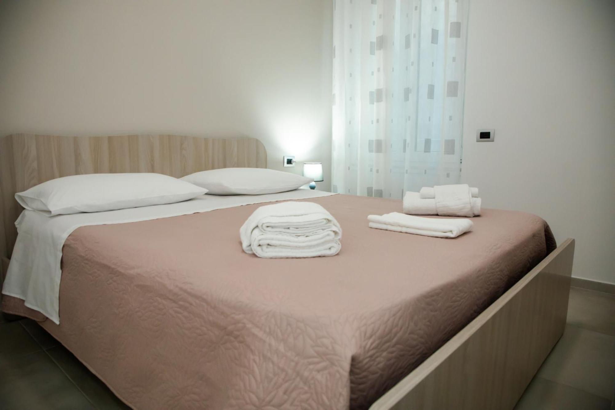 La Bella Salernitana Bed and Breakfast Salerno Exteriör bild